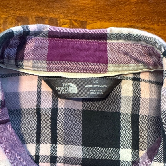 The North Face Purple Plaid Casual Shirt - Picture 2 of 5